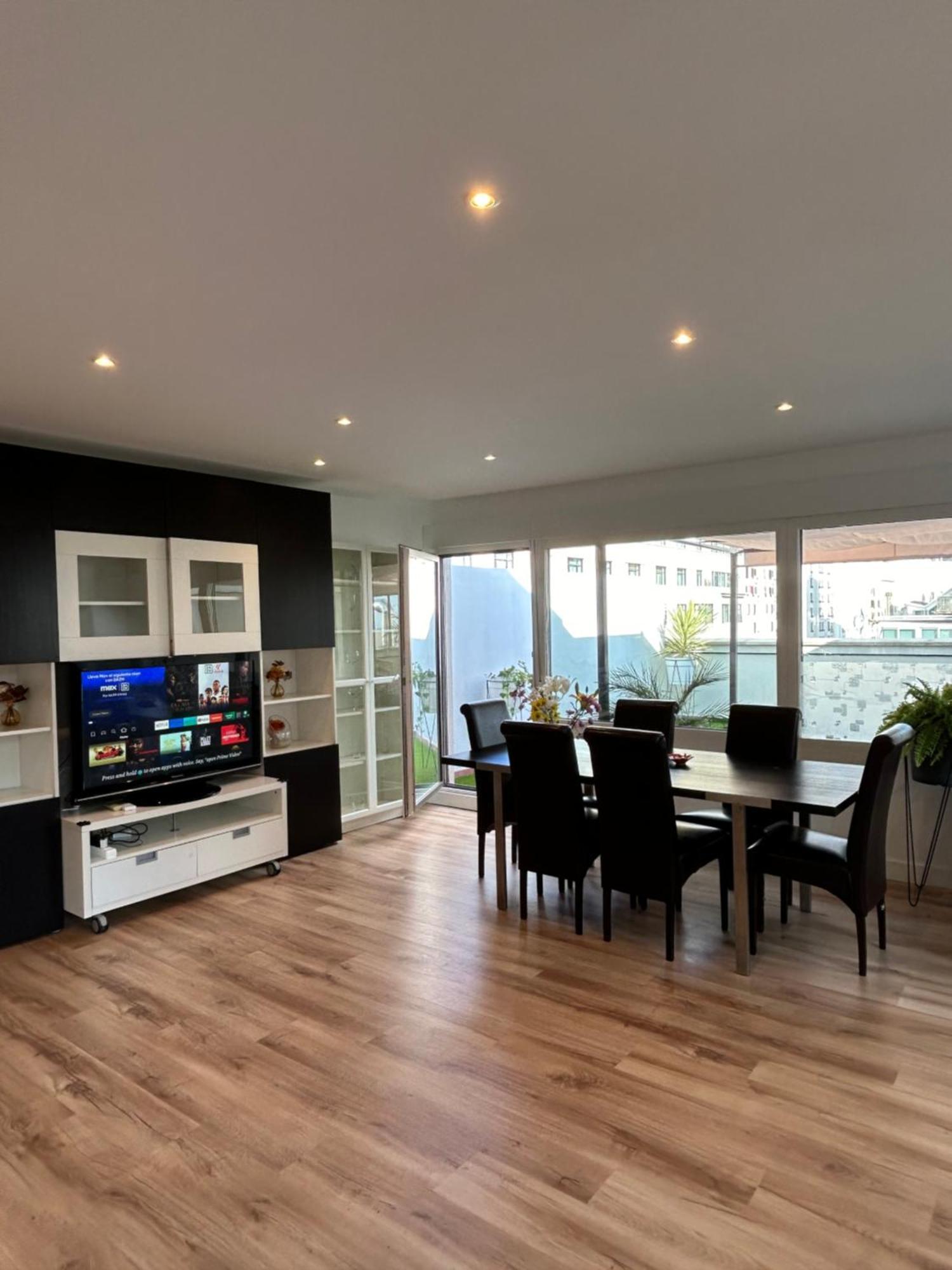 Penthouse Madrid View Apartment ภายนอก รูปภาพ